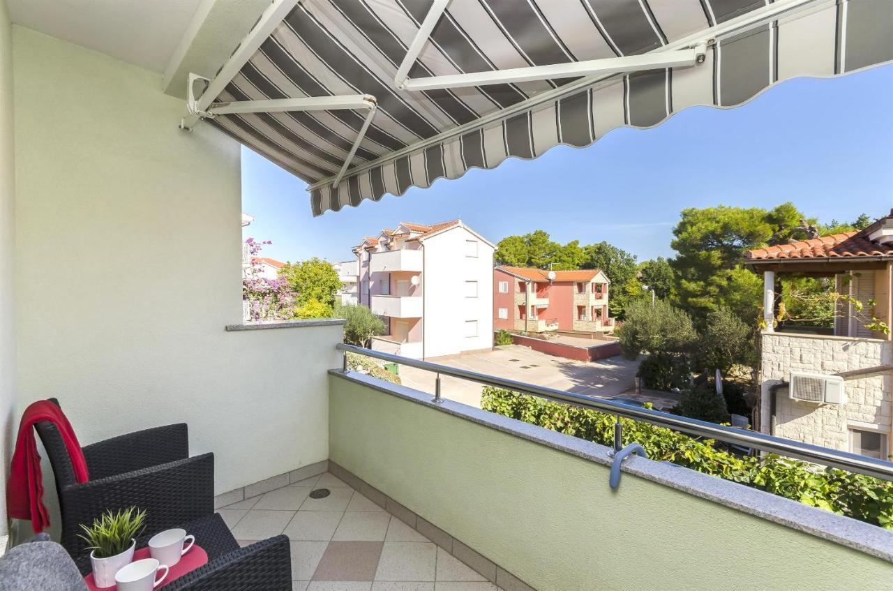Apartment Mare Srima Exterior foto